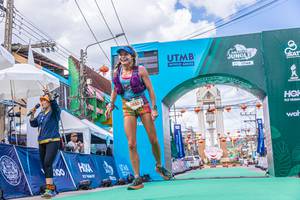 BIB: 1900, 100, 5030
                            <button type="button" onclick="openModal(21774114)" class="btn btn-primary btn-sm float-right btn-popup" data-toggle="modal" data-target=".modal-high-quality">
                        <i class="fas fa-shopping-cart"></i> Add to Cart
                    </button>
                                            <button type="button" onclick="isThisMe(21774114, true)" class="btn btn-success btn-sm float-right btn-popup btn-isme hidden" data-toggle="tooltip" data-placement="bottom" title="นี่คือรูปของคุณใช่ไหม คลิกที่นี่เพื่อเอาเข้าอัลบั้ม">
                        <i class="fas fa-plus"></i> Add to album
                    </button>
                    <button type="button" onclick="isThisMe(21774114, false)" class="btn btn-warning btn-sm float-right btn-popup btn-isnotme hidden">
                        <i class="fas fa-ban"></i> Remove from album
                    </button>